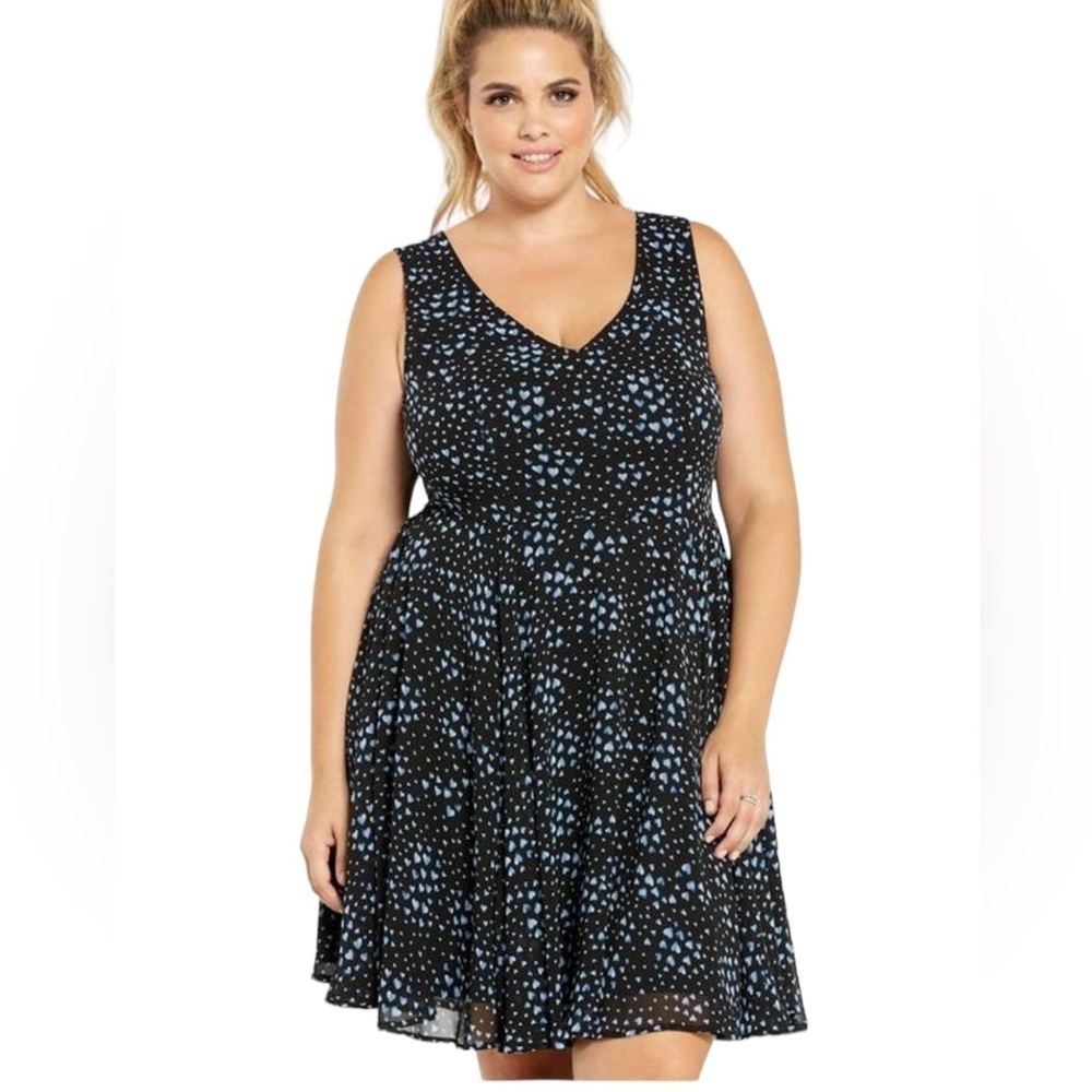 Torrid dress heart print size 14 ditsy romantic casual plus spring summer